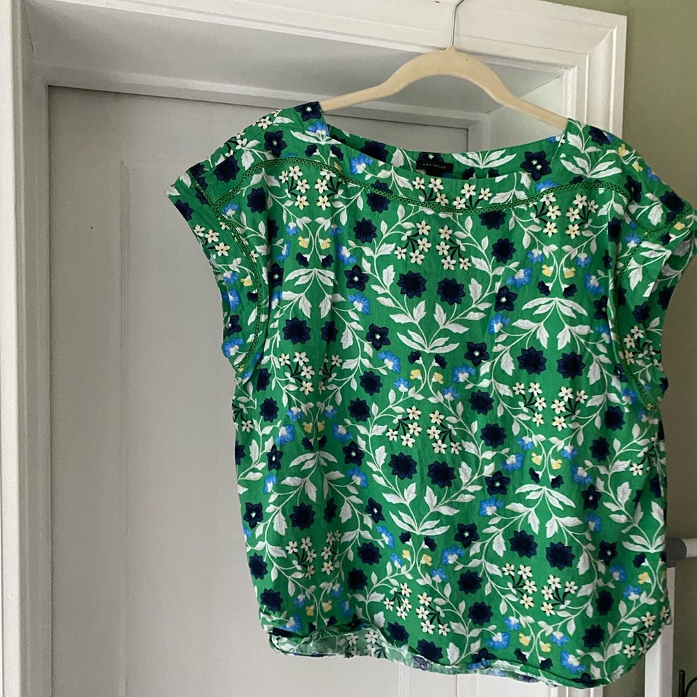 Ann Taylor | Floral Shirt